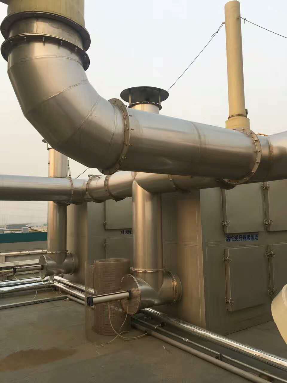 不銹鋼煙囪的重量為什么那么輕，功能還那么好?